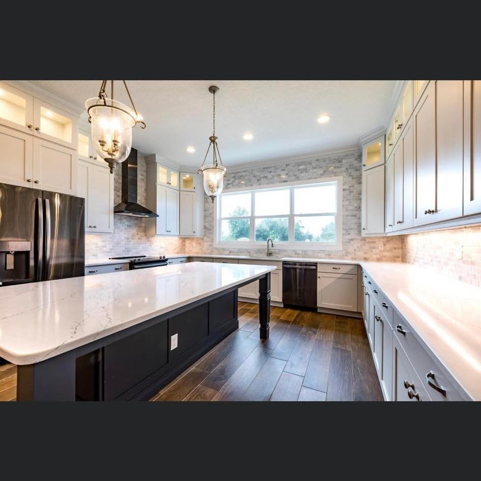 Modern Marble Backsplash & Island
